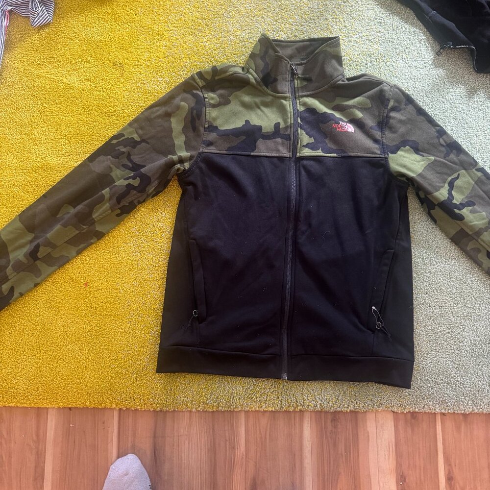 Northface zip up shirt/jacket Size s Mens